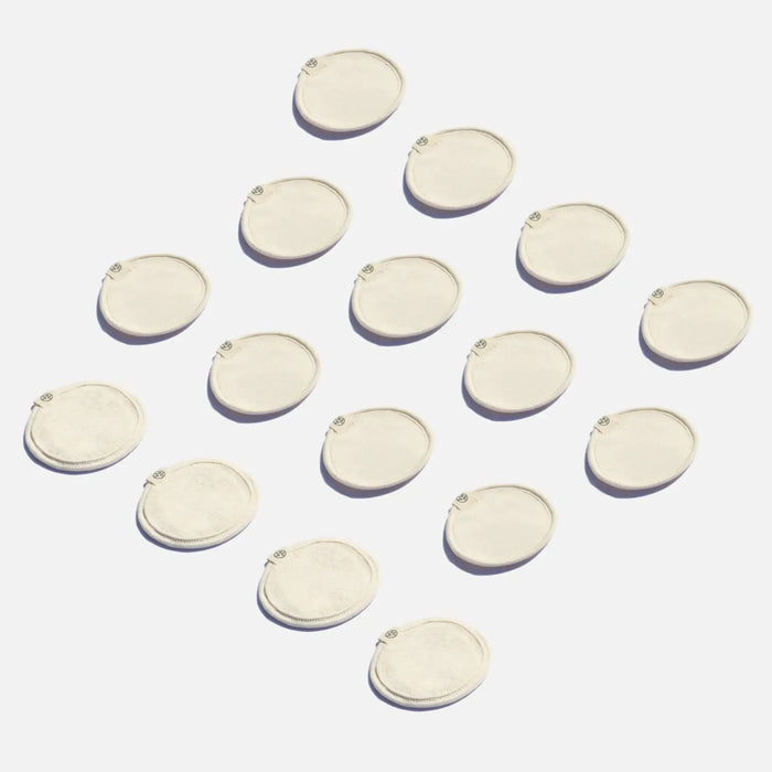 Round shaped organic make-up removal pads against a light background